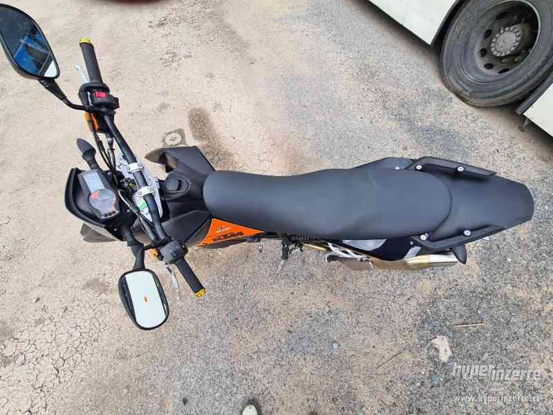 Ktm 690 smr, r.v. 2007 - foto 9