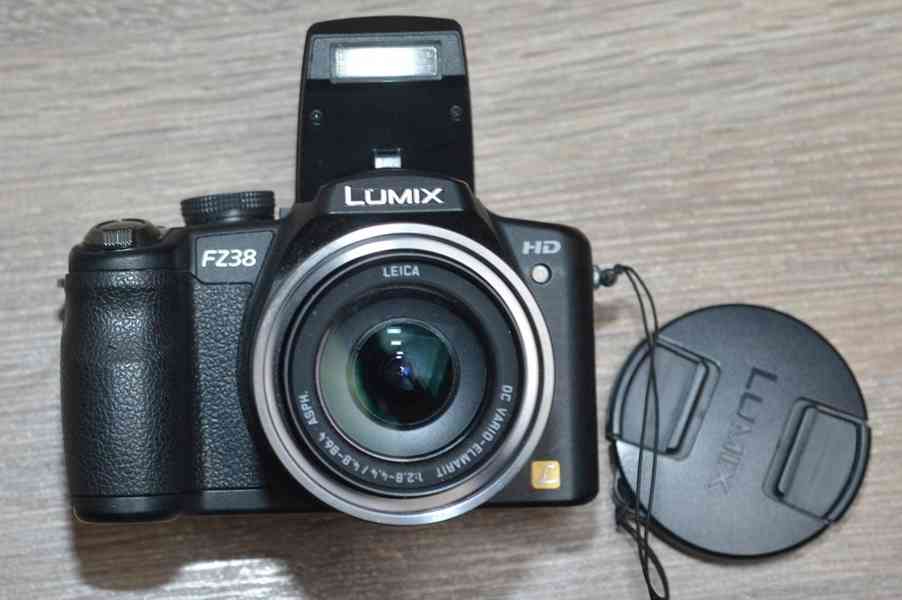 Panasonic Lumix DMC-FZ38 12,1 MPx *18x Op.Zoom*HDV - foto 3