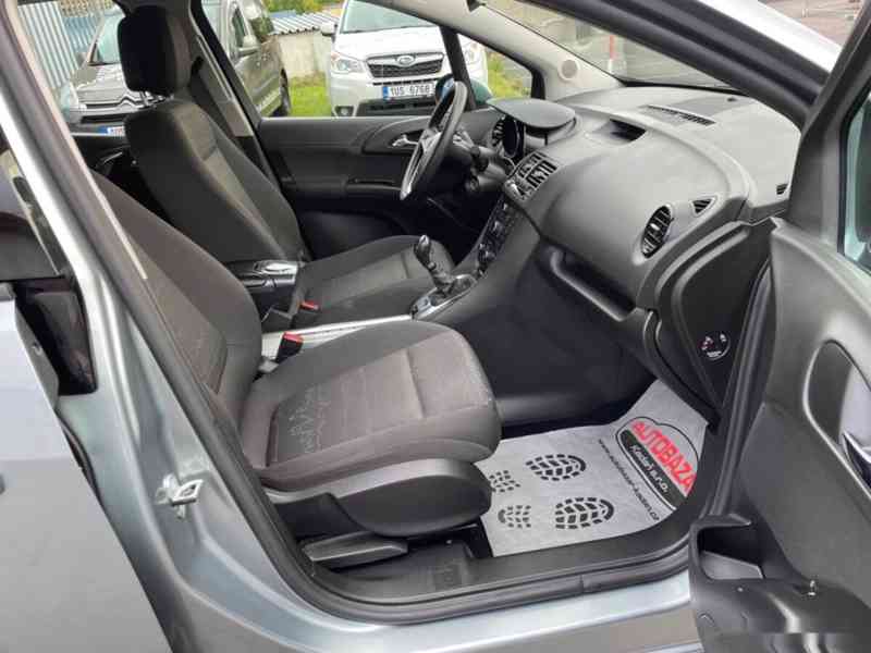 Opel Meriva, 1,4 74kW, SERVISKA - foto 13