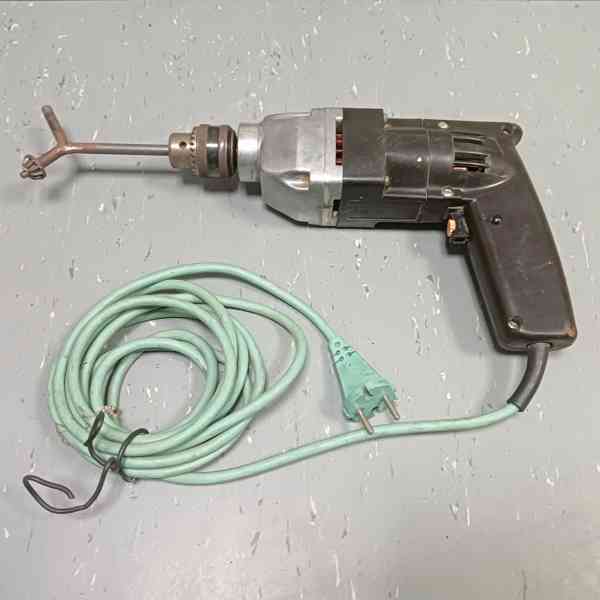 Elektrická vrtačka pro vrtáky do 9mm - foto 1