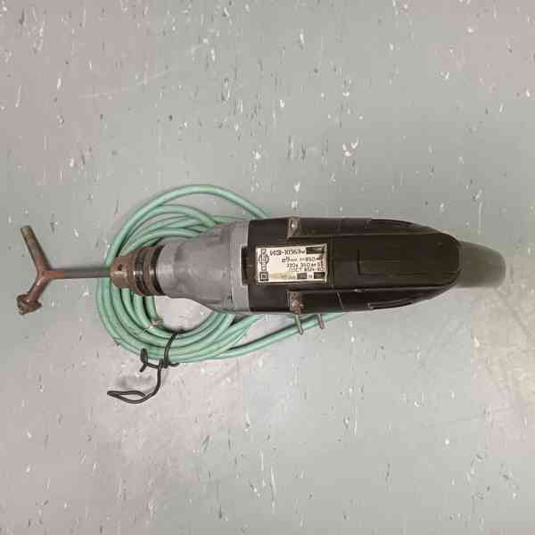 Elektrická vrtačka pro vrtáky do 9mm - foto 2