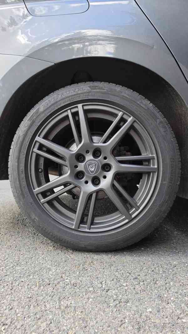 Volkswagen Touran 1,6   TDI (2016) - foto 9