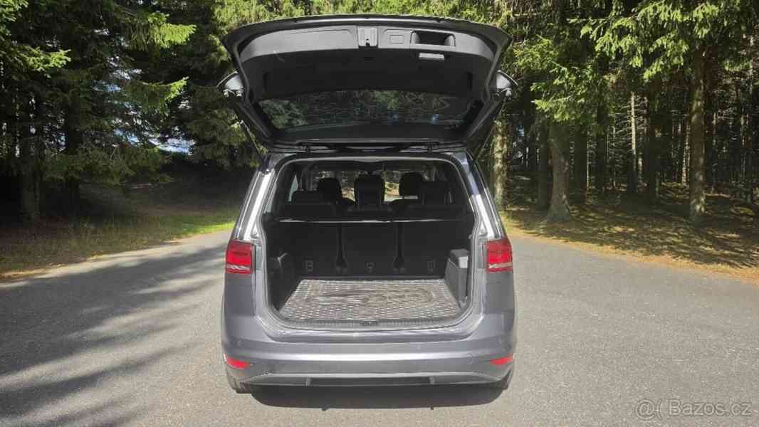 Volkswagen Touran 1,6   TDI (2016) - foto 11