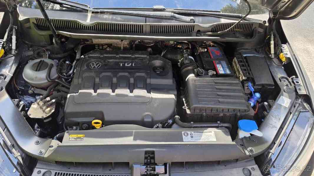 Volkswagen Touran 1,6   TDI (2016) - foto 10