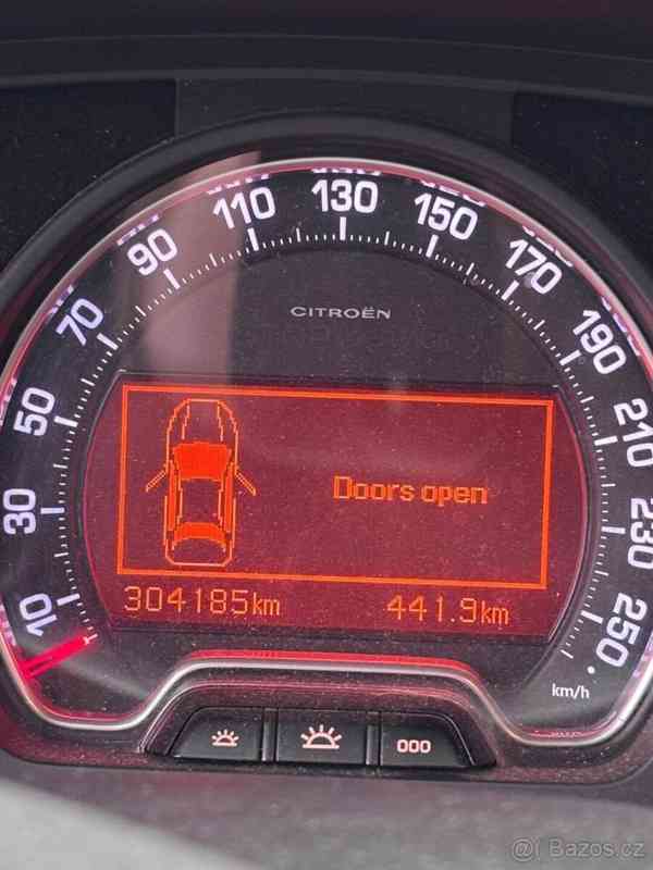 Citroën C5 2,0   automat, HDI, 100kw 2009 - foto 4