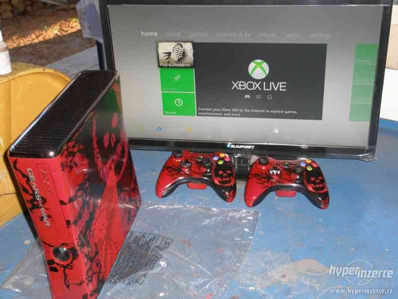 Xbox 360 Slim Gears of War 3 Limited Edition - foto 3