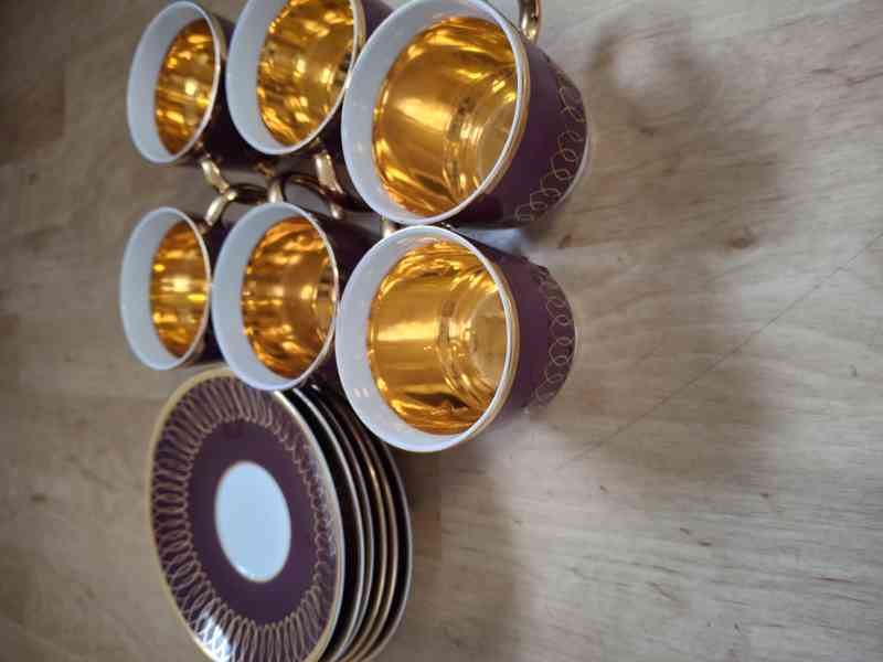 porcelánový servis