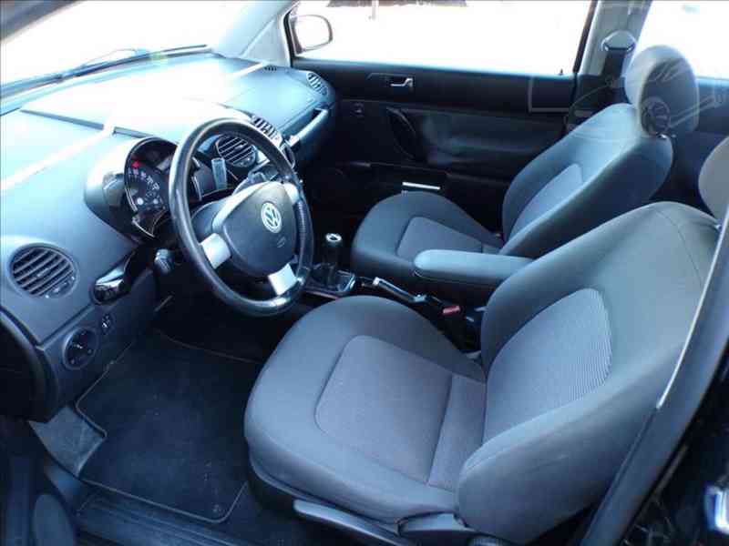 Volkswagen New Beetle 1,6 i KLIMATIZACE - foto 8