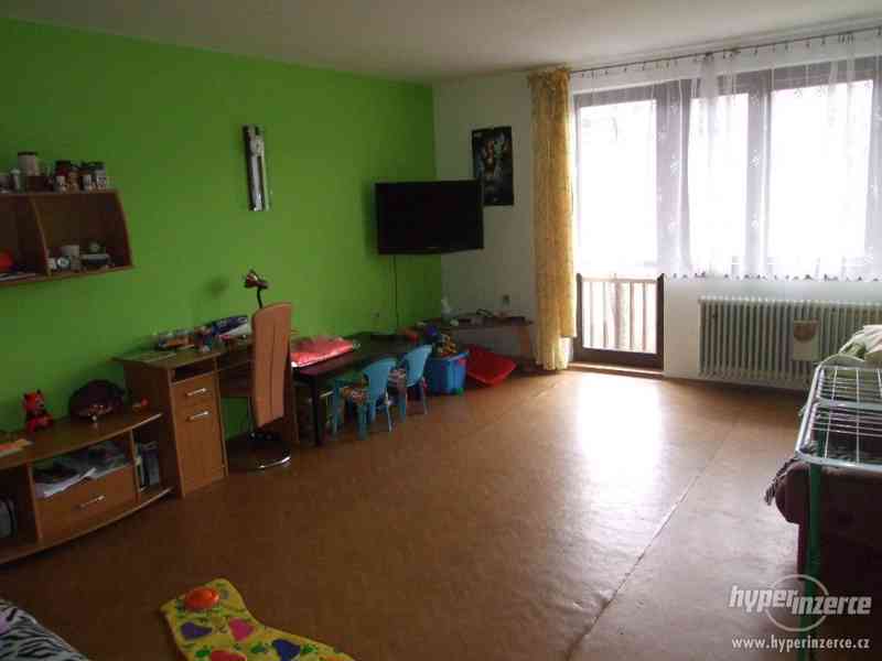 prodej dvougeneračního domu - foto 11
