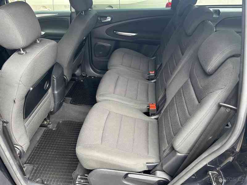 Ford Galaxy 2,0   TDCi Titanium - foto 17