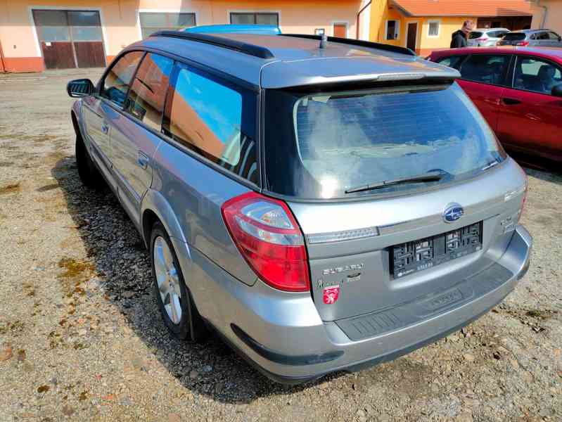 osobní automobil Subaru Outback 2.0 tdi - foto 3