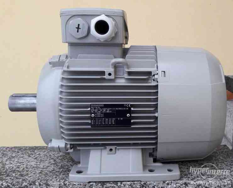 Motor asynchronní patkový Siemens, 3 kW, 955 ot. / min. - foto 1