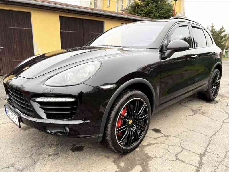 PORSCHE CAYENNE 4,8 TURBO 368kW BLACK EDITION, TOP - foto 2