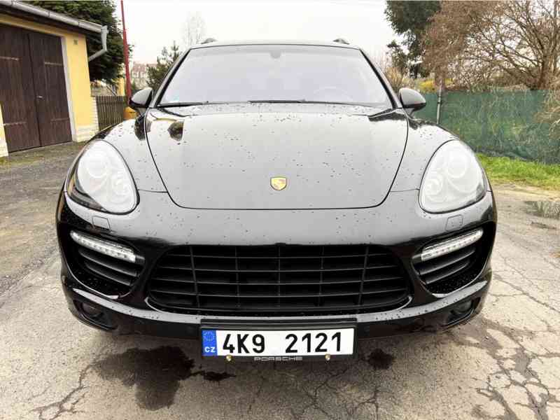 PORSCHE CAYENNE 4,8 TURBO 368kW BLACK EDITION, TOP - foto 6
