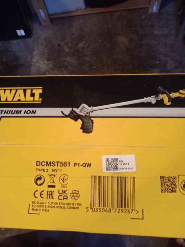 DeWALT DCMST561P1 (1x5Ah) 18V XR bezuhlíková aku - foto 2