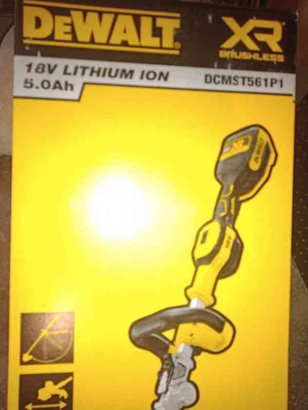 DeWALT DCMST561P1 (1x5Ah) 18V XR bezuhlíková aku - foto 3