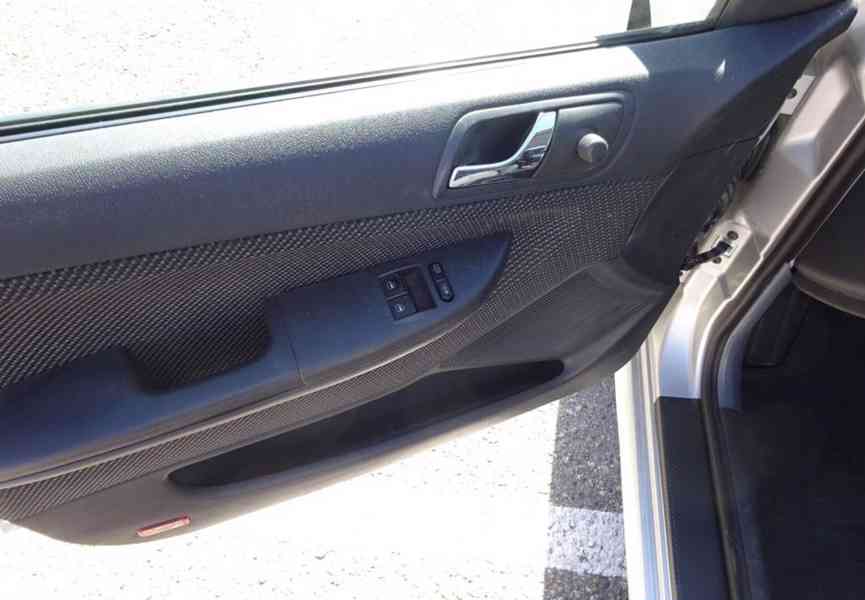 Škoda Fabia 1.9 SDI Combi r.v.2005 (STK:9/2028) - foto 6