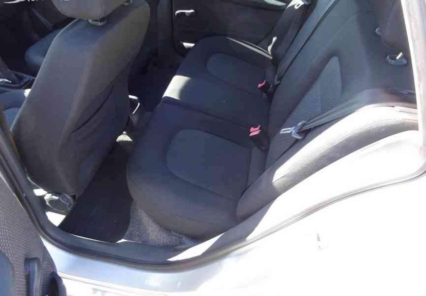 Škoda Fabia 1.9 SDI Combi r.v.2005 (STK:9/2028) - foto 14