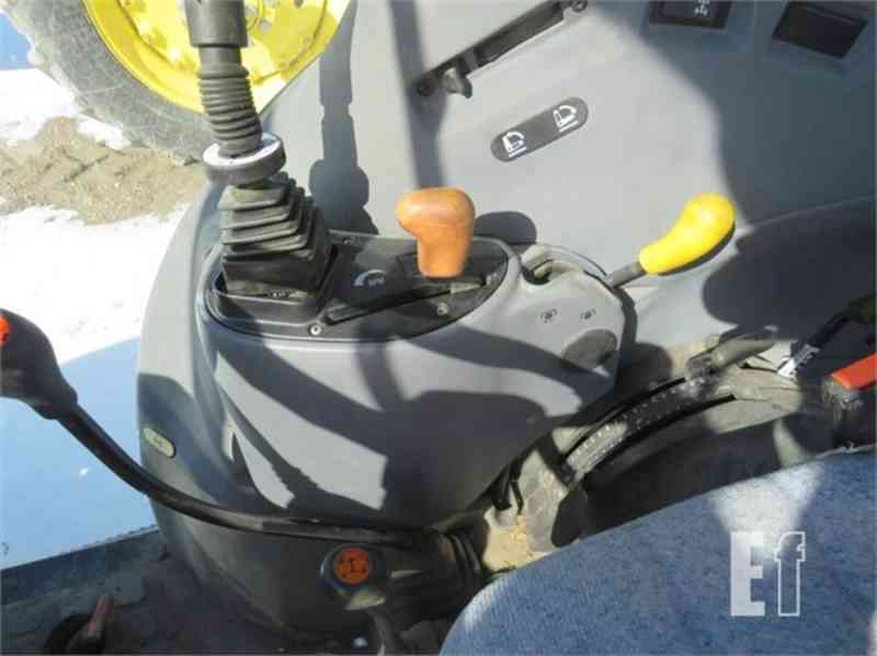 Traktor NEW HOLLAND TN75 - foto 5