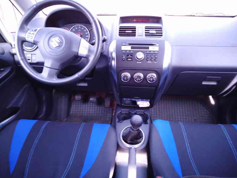 Suzuki SX4, 1.6 GLX, 79kW 2008, najeto 48.500 km, bez koroze - foto 10