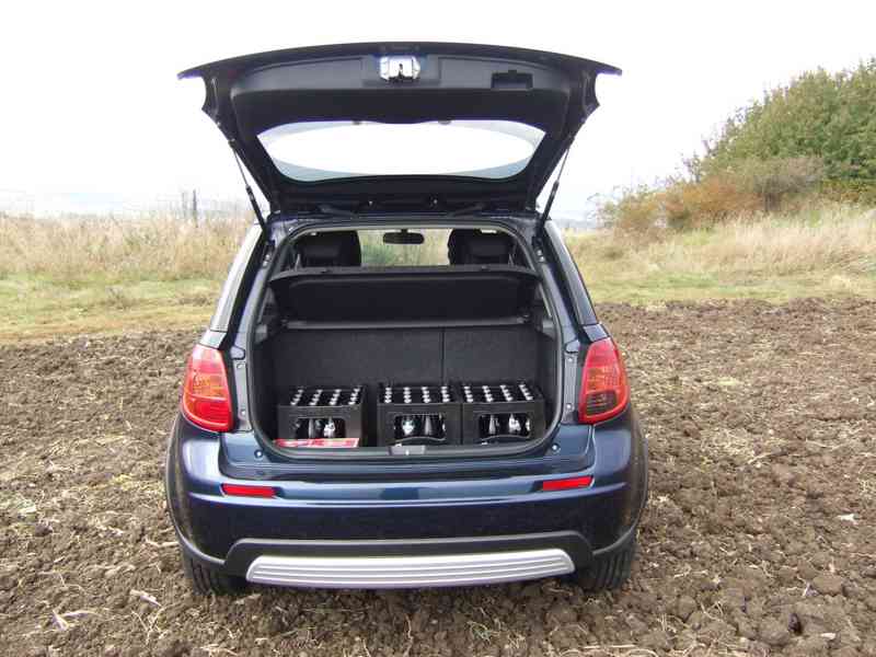 Suzuki SX4, 1.6 GLX, 79kW 2008, najeto 48.500 km, bez koroze - foto 6