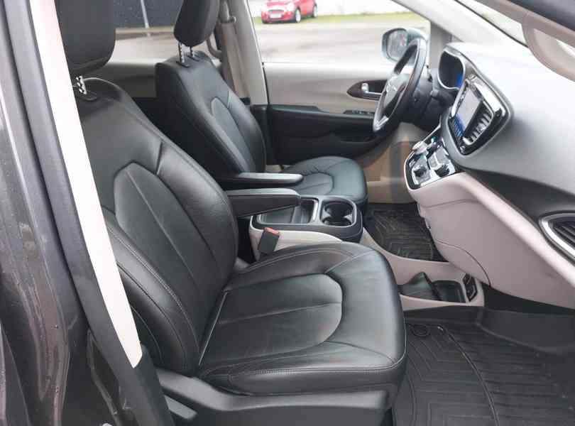 Chrysler Pacifica 3.6i V6 benzín 211kw - foto 9