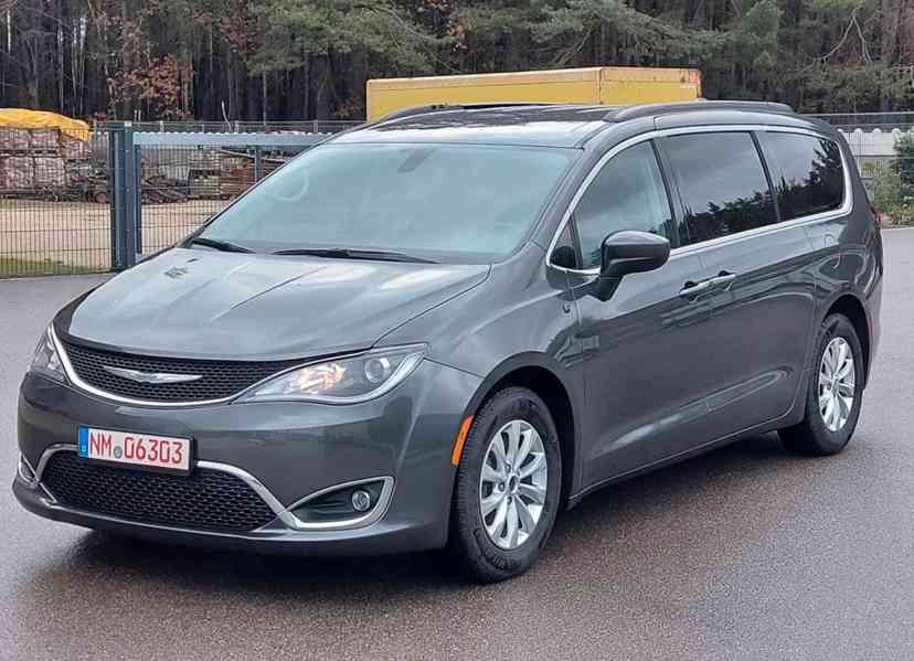 Chrysler Pacifica 3.6i V6 benzín 211kw - foto 6