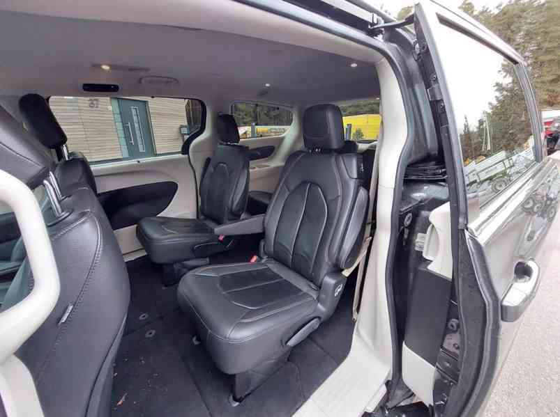 Chrysler Pacifica 3.6i V6 benzín 211kw - foto 12