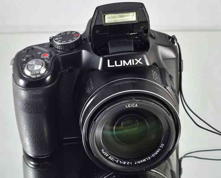 Panasonic Lumix DMC-FZ200 *24xOp.Zoom*Full HDV*BAG - foto 3