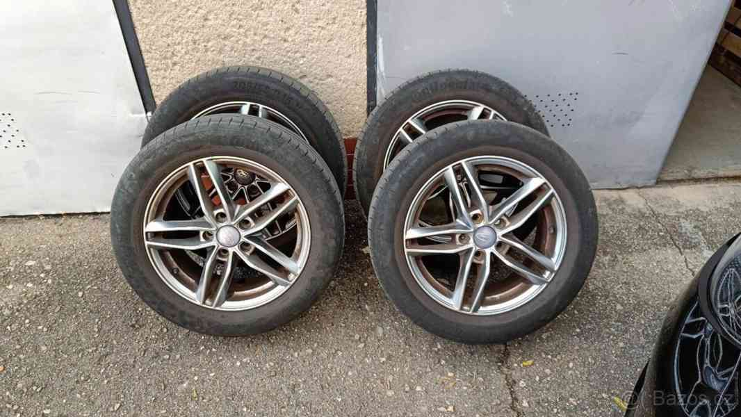 Ford Focus 1,0   EcoBoost 92kw benzín - foto 14