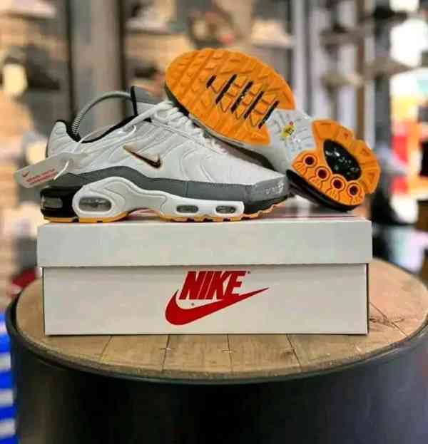Boty Nike Tn  - foto 2