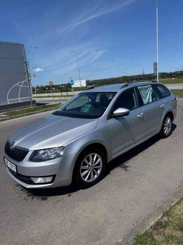 Škoda Octavia 1,6   TDI 66kw - foto 10