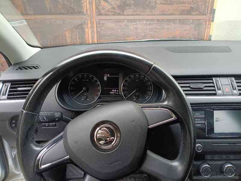 Škoda Octavia 1,6   TDI 66kw - foto 4