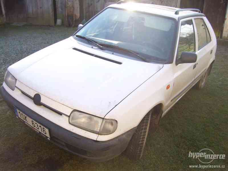 Škoda Felicia  1,3 EKO DAŇ ZAPLACENA PŘIPRAVENÁ NA ZIMU - foto 1