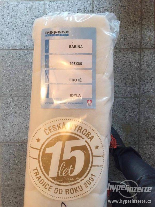 Prodám jednolůžko s NOVOU kvalitní českou matrací - foto 8