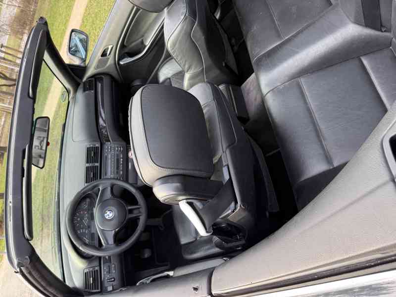BMW E46 323Ci Cabrio 2.5 benzín, 125 kW / 170 koní - foto 12