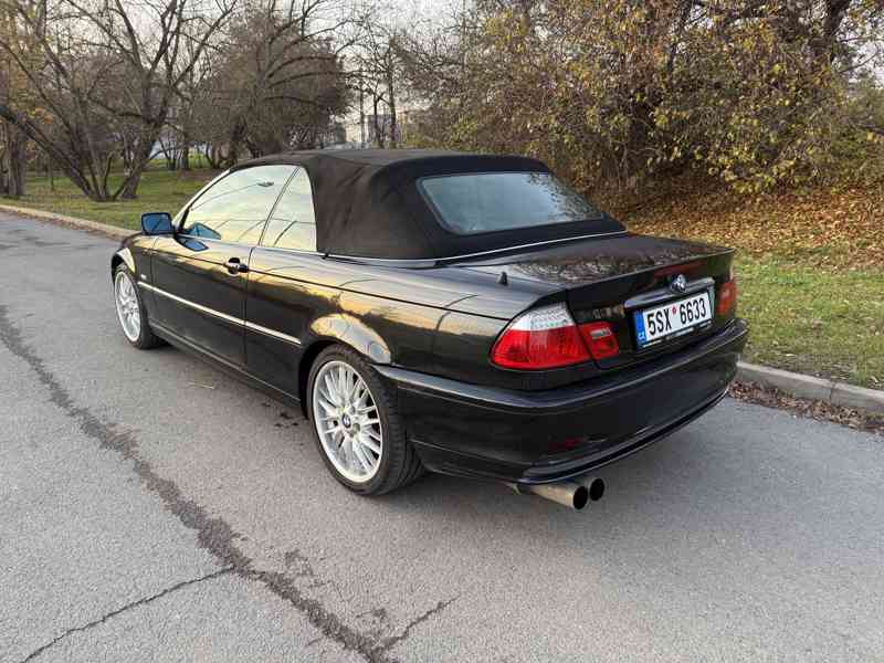 BMW E46 323Ci Cabrio 2.5 benzín, 125 kW / 170 koní - foto 3