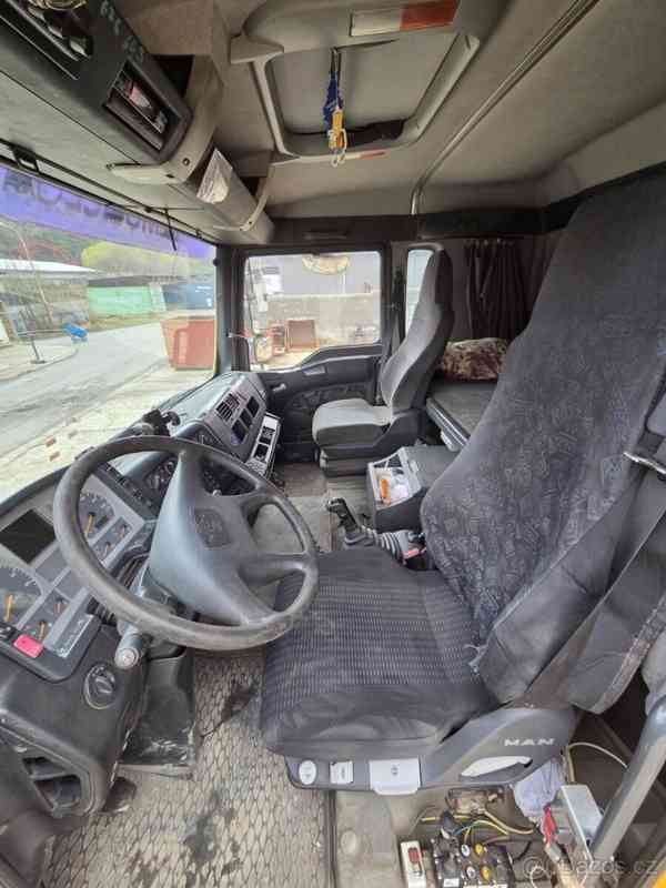 MAN Ostatní Hákový kontejner s rukou - foto 4