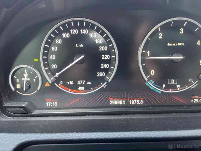BMW Řada 5 3,0 - foto 3
