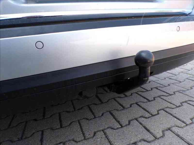 Volkswagen Passat 2,0 TDI DSG,XENON,TAŽNÉ,NAVI-HNED ODJÍŽDÍT - foto 11