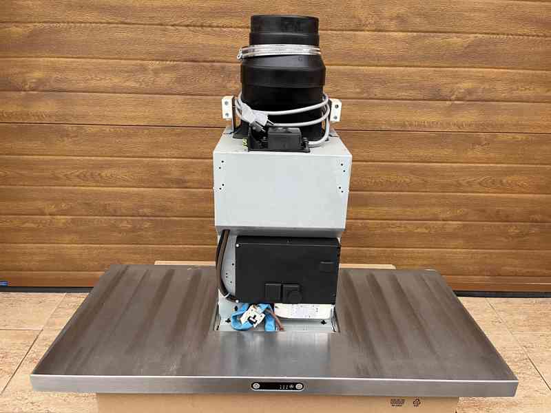 Nerezová digestoř IKEA 80 cm - foto 2