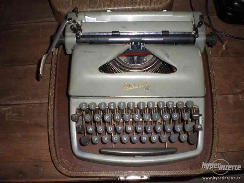kufříkový psací stroj Rheinmetall - foto 1