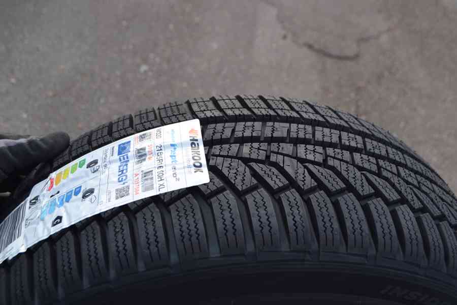 Š.Rapid/ Fabia 3 - NOVÝ zimní Alu komplet– 215/45R16 - foto 11