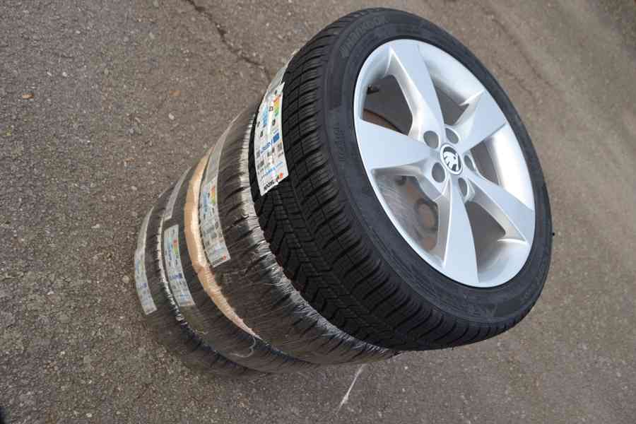 Š.Rapid/ Fabia 3 - NOVÝ zimní Alu komplet– 215/45R16 - foto 8