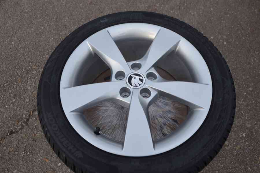Š.Rapid/ Fabia 3 - NOVÝ zimní Alu komplet– 215/45R16 - foto 4