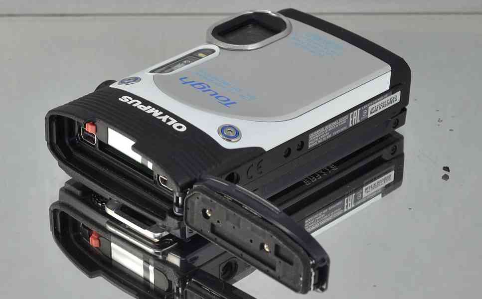 OLYMPUS Tough TG-850 **16,8 MPix*Vodotěsný do 10m - foto 4