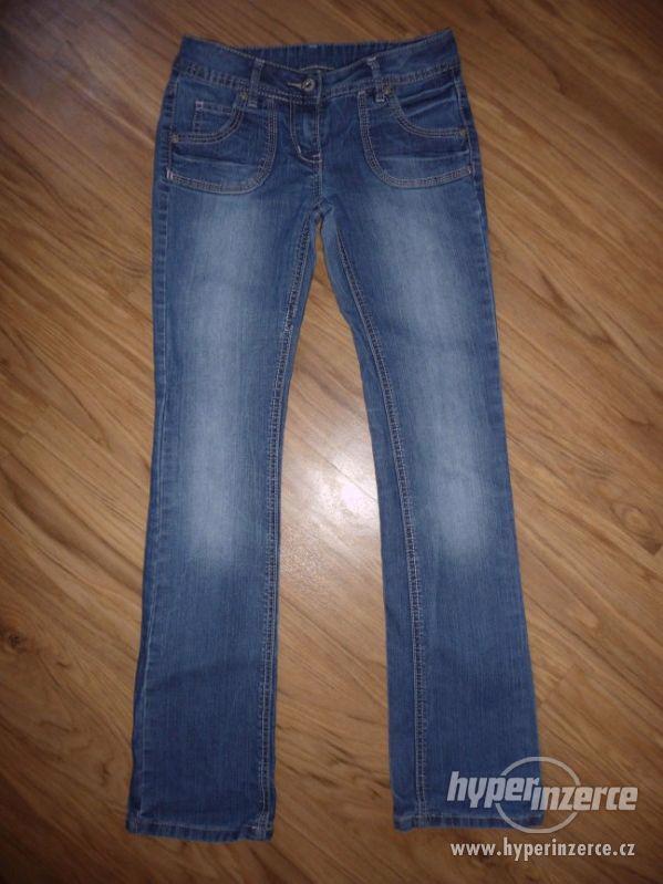 Džínové kalhoty C&A na 11-12L- vel.152 - foto 1