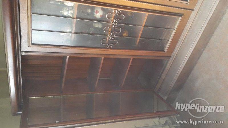 Prodej staršího nábytku - foto 2