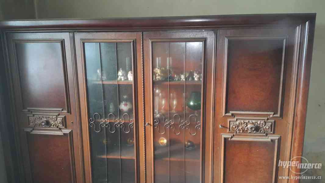 Prodej staršího nábytku - foto 3