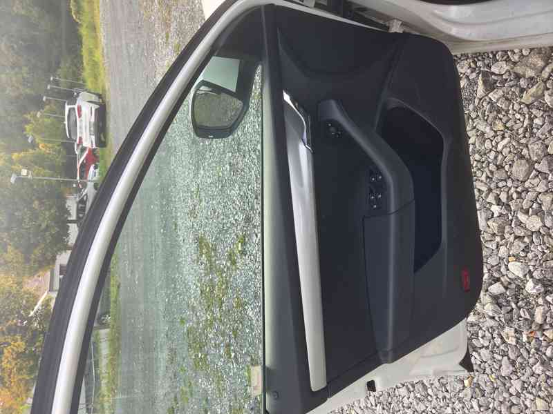 Škoda Octavia sedan 1.4 TSI - foto 5
